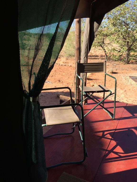 Hotel Madisa Camp Kalkbron Zimmer foto